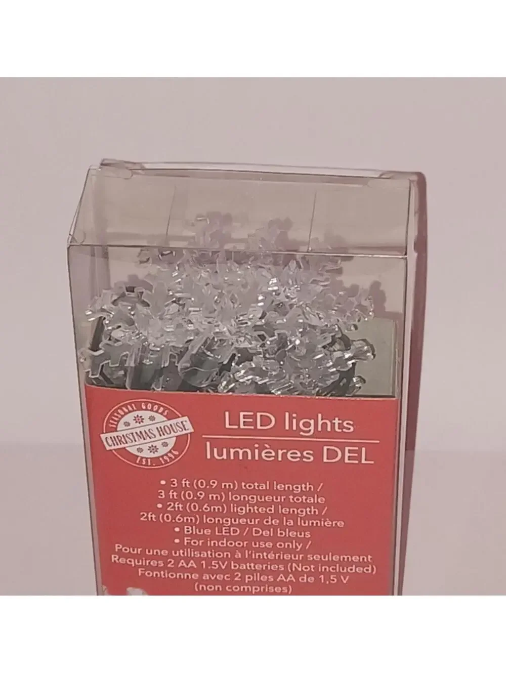 Christmas House Battery Operated 3 Feet Long With 10 Clear LED Snowflake Lights